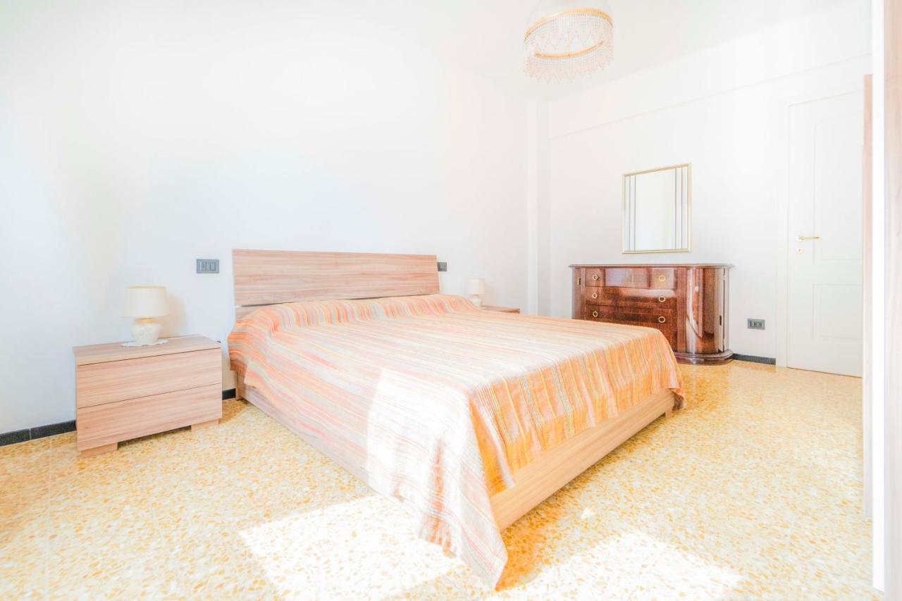 193 - Casa Via Della Chiusa - Centralissimo E Vicino Alla Baia Del Silenzio, Spiaggia E Mare 150M - Parcheggio Gratis Incluso E Aria Condizionata Sestri Levante Exterior foto